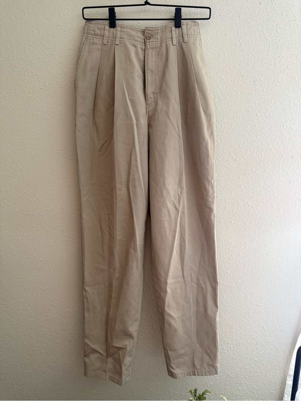 Hunt Club Khaki High-Waist Pleated Trousers Fall Old Money Minimalist Structured